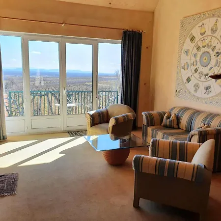 Kanzel Residences Apartment *