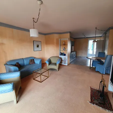 カンゼル レジデンス アパート *