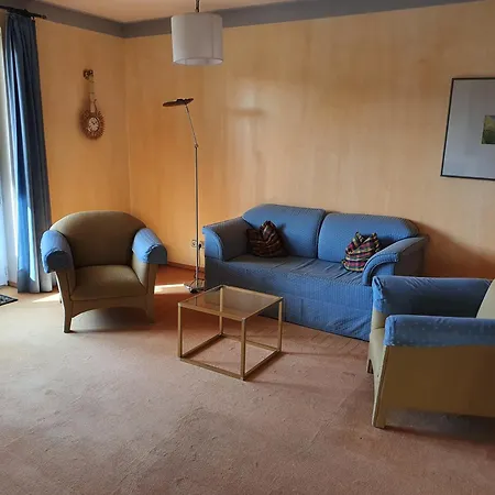 アパート カンゼル レジデンス