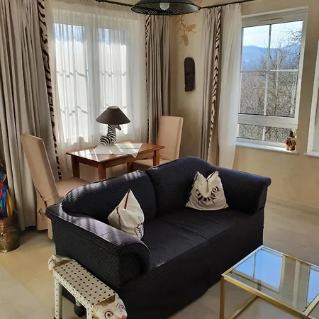 カンゼル レジデンス *