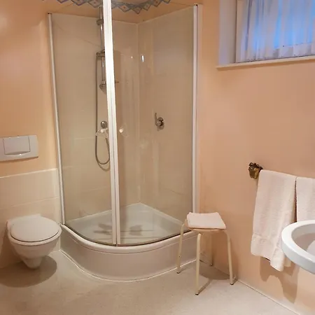 カンゼル レジデンス アパート ベーブレンハイム